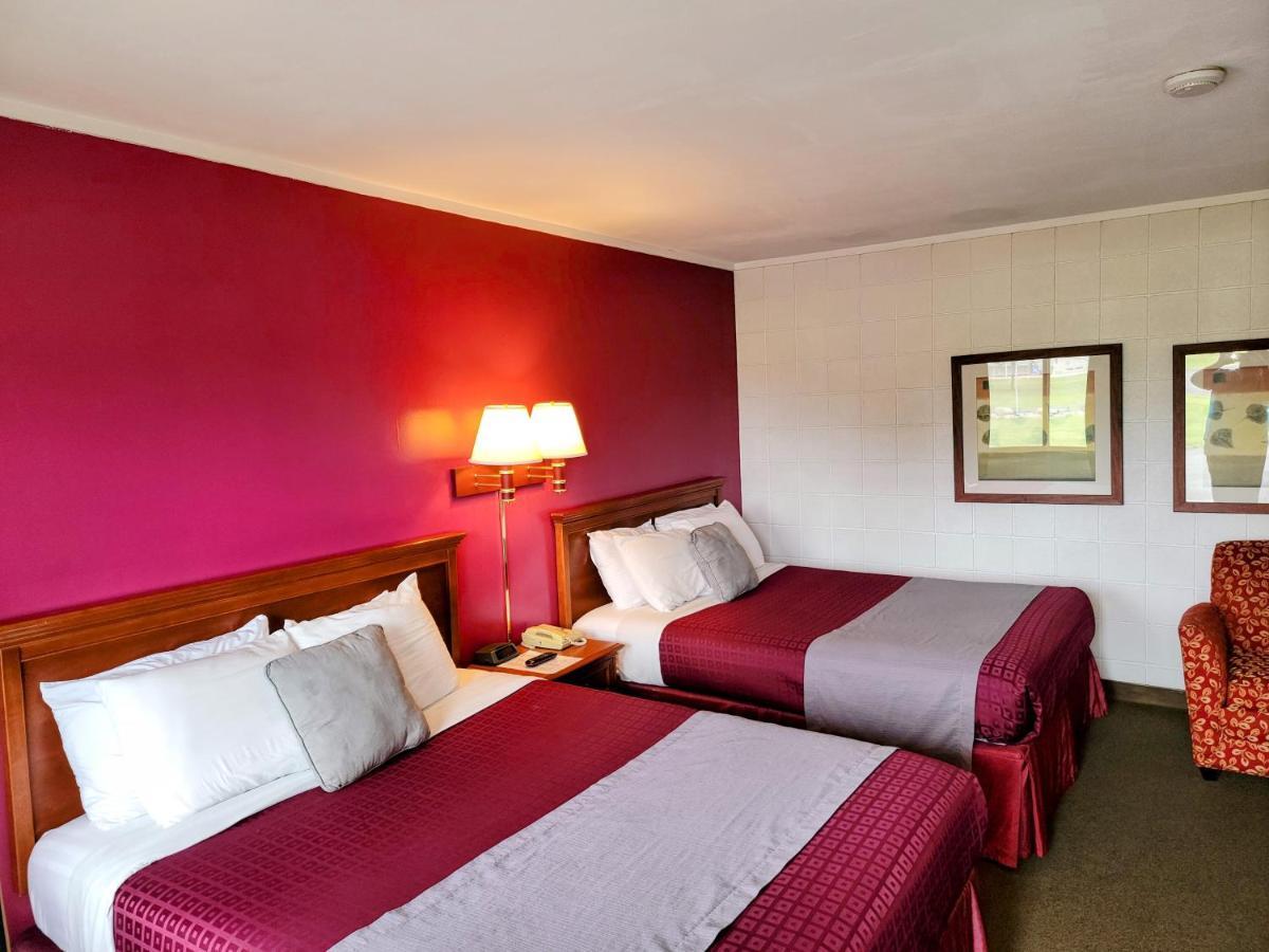 Skyview Motel - Prairie Du Sac Экстерьер фото