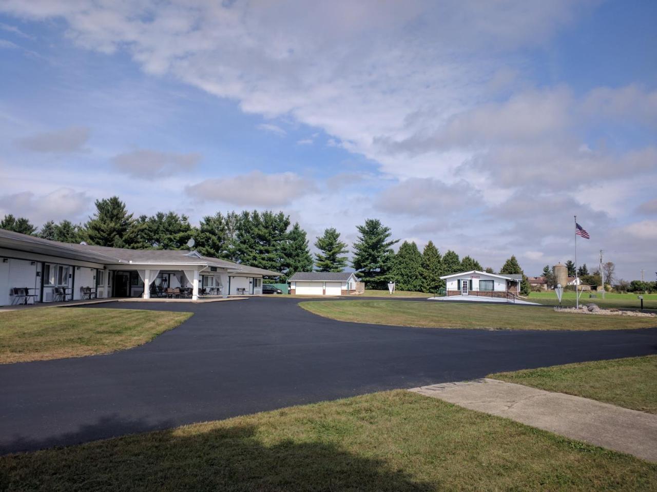 Skyview Motel - Prairie Du Sac Экстерьер фото